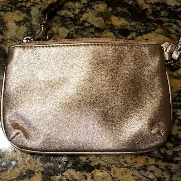 ♥️AWESOME♥️ COACH BRONZE LEATHER WRISTLET - Picture 5 of 7